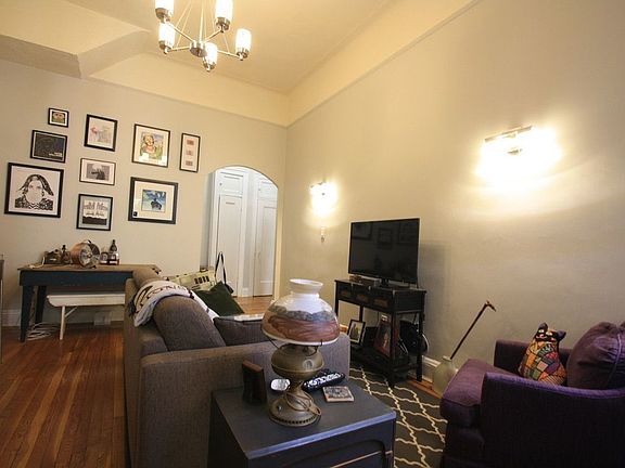4th image of 65 8th Ave APT 2B