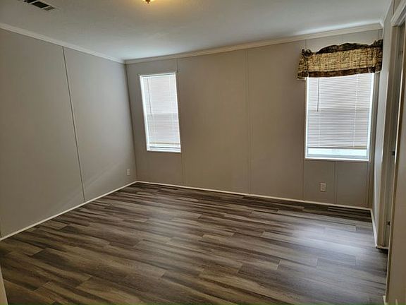 4th image of 105 NW 50th St #215
