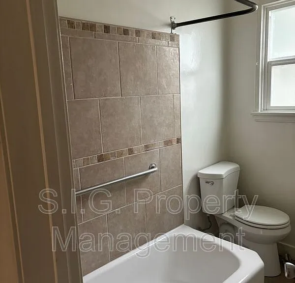 1151 Western Ave #C — Photo 4