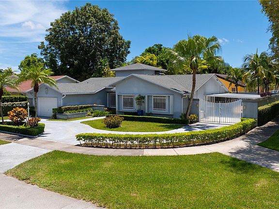 5th image of 11680 SW 92nd St