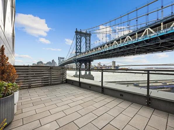 252 South Street image 1 of 28