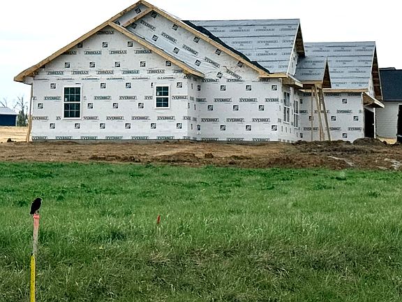 2nd image of 4 Pine Hills Ct