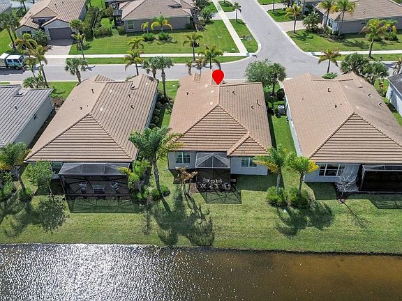 3rd image of 11965 SW Jasper Lake Way