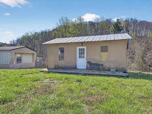 5th image of 2484 Denton Valley Rd