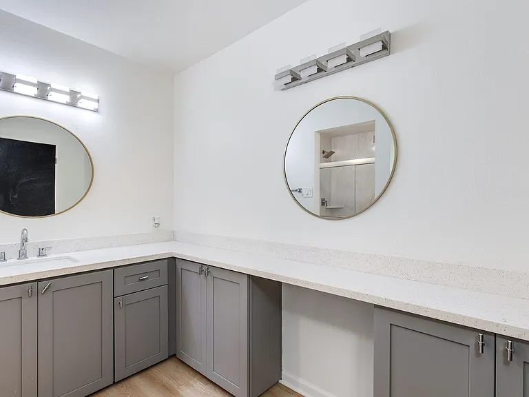4950 N Miller Rd #116 — Photo 28
