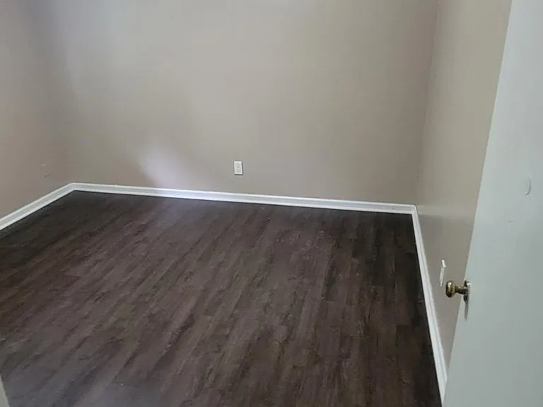 7175 Holland Ln — Photo 8