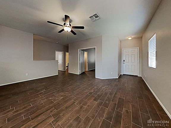 2nd image of 1017 E Omega Dr