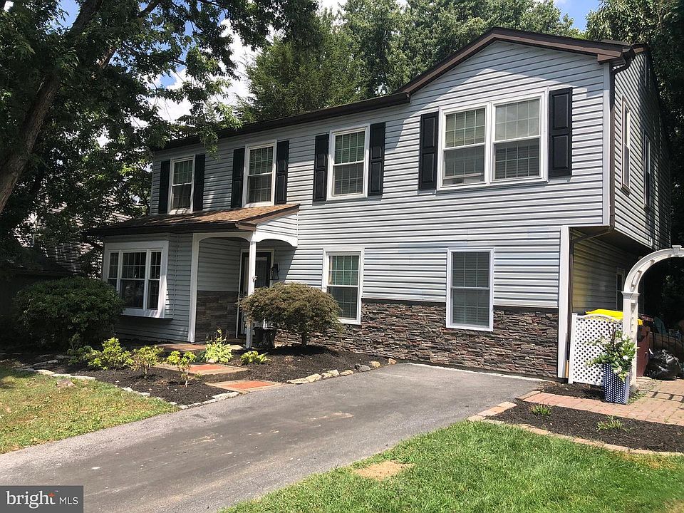 1st image of 1322 Spellman Dr