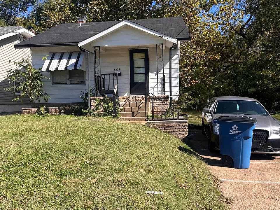 1332 Woodruff Ave