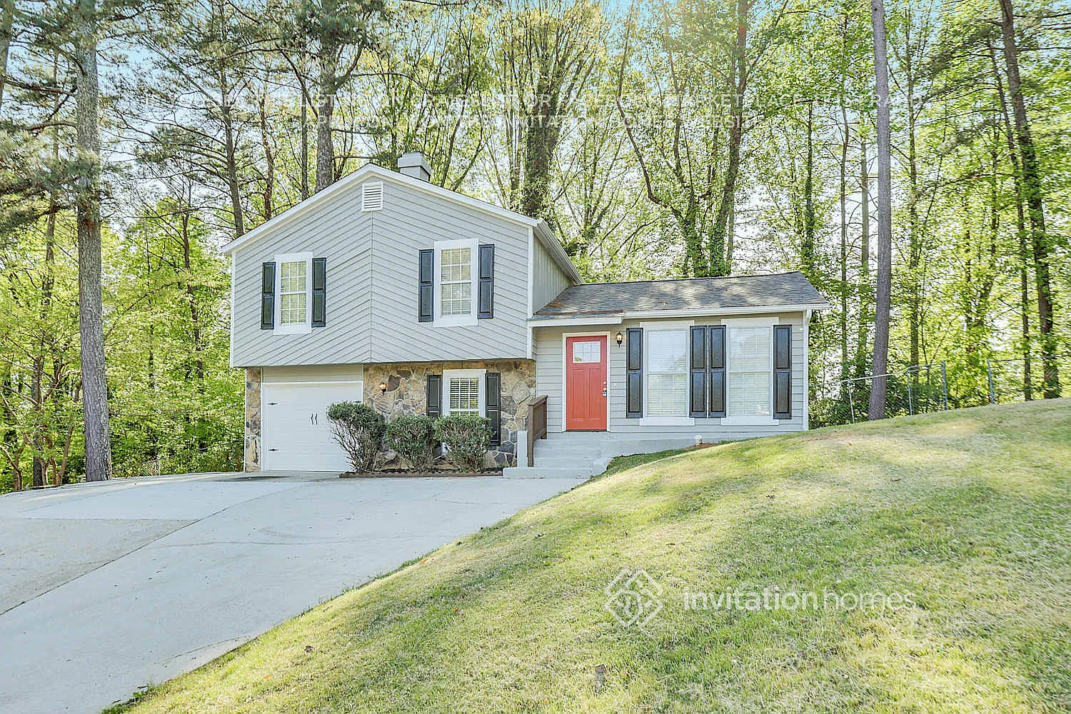 3835 Wood Path Dr Stone Mountain, GA 30083 — Photo 3