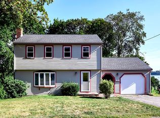 37 Governor Long Rd, Hingham, MA 02043