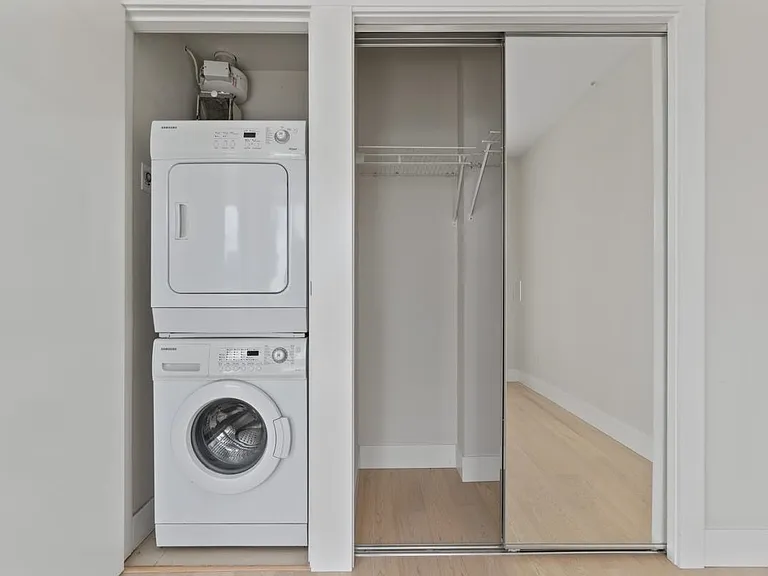 535 Smithe St #2404 — Photo 18