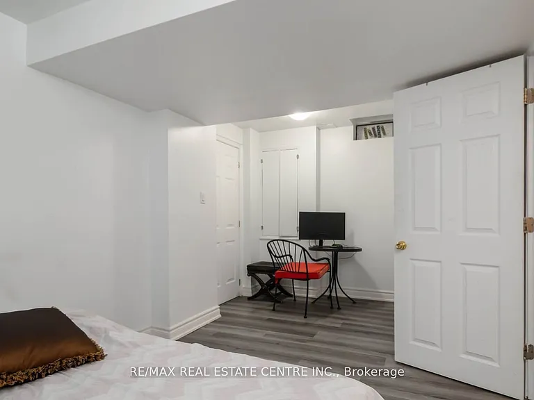 5438 10th Line W #BASEMENT — Photo 10