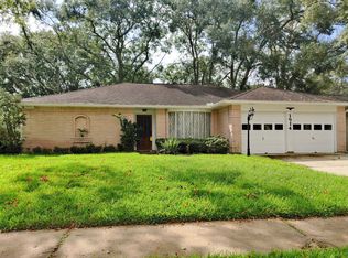 1914 Seakale Ln, Houston, TX 77062
