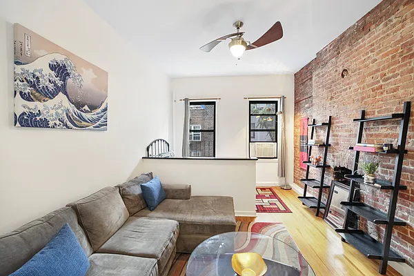 Sold by Modlin Group | media 1