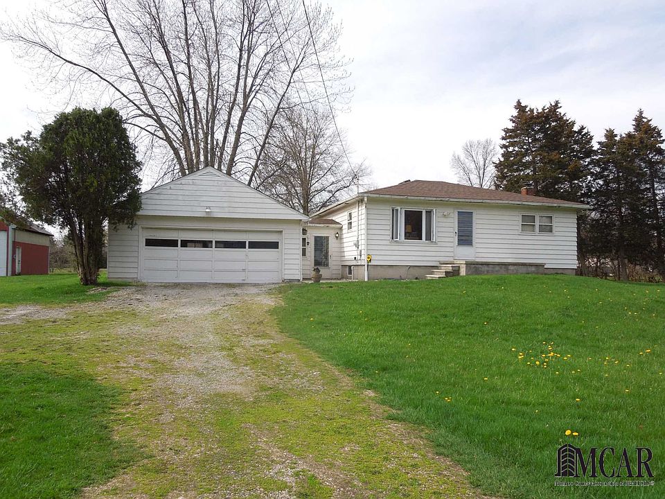 1st image of 3711 1st St