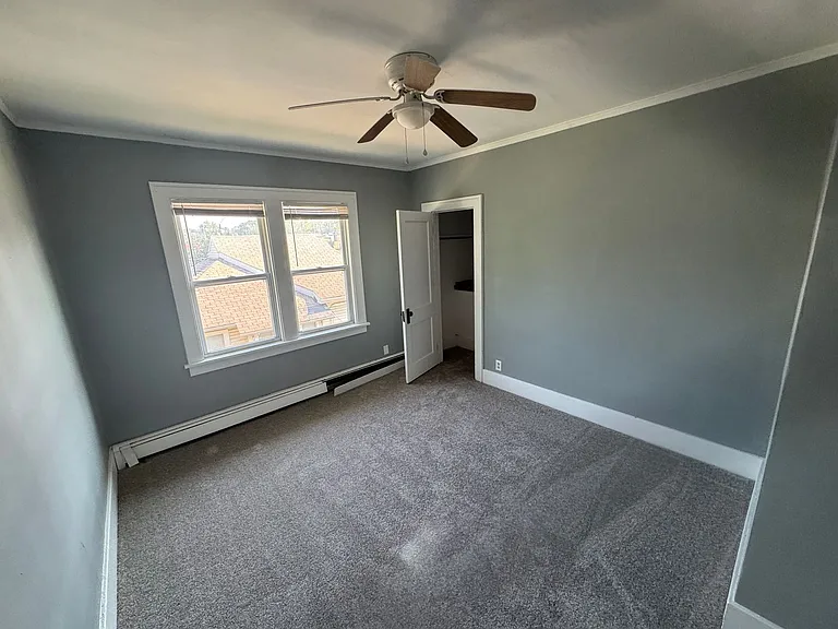 2405 N Sheridan Rd — Photo 8