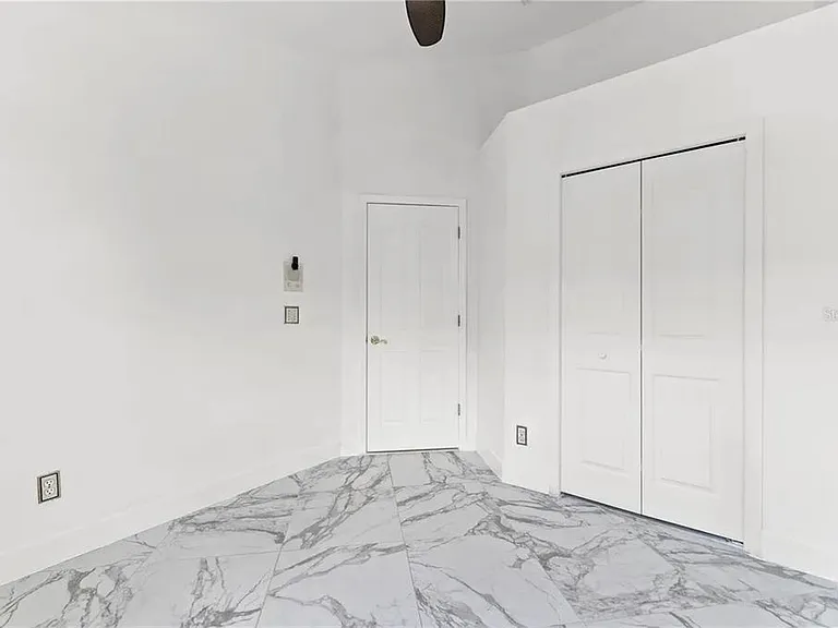 1437 Harbour Walk Rd — Photo 22