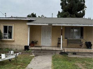 1722 W Pine St, Santa Ana, CA 92703