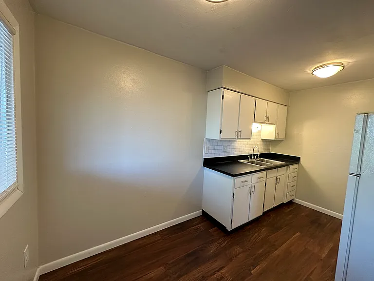 6995 W 200 N #11 — Photo 4