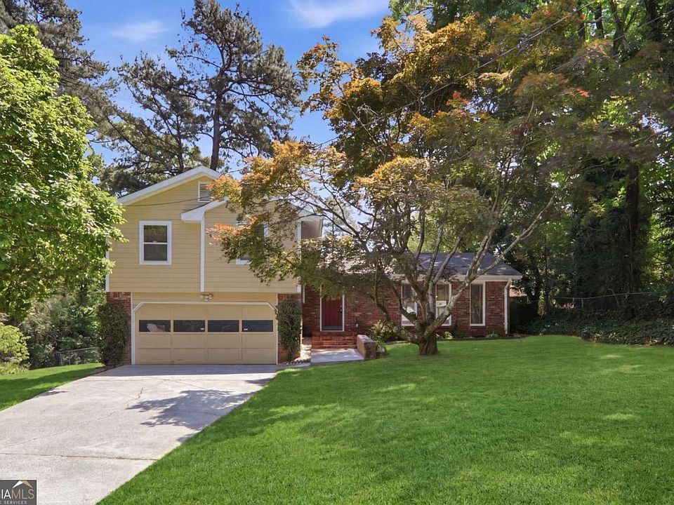 1st image of 5642 Breezy Ct SW