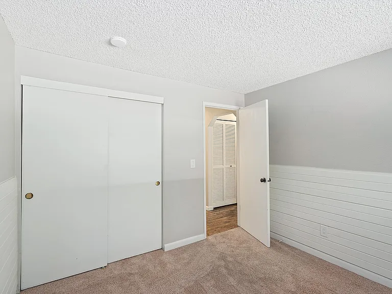 2133 SW Marigold St — Photo 23