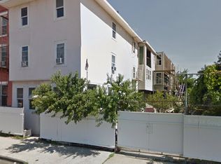 17 Cottage St, Newark, NJ 07102