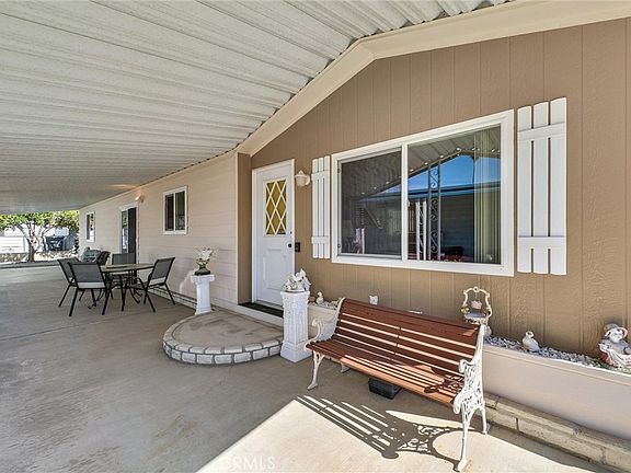 4th image of 30810 Silver Palm Dr