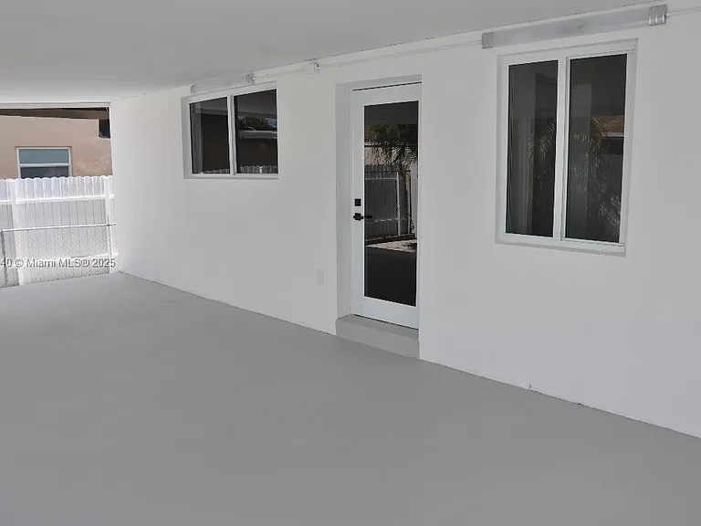 261 NW 46th Ave #1 — Photo 20