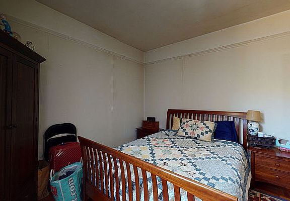 4th image of 44-73 21st St #B6