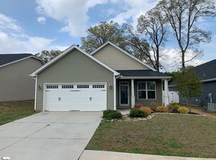 4 Magnolia Green Dr, Greer, SC 29650