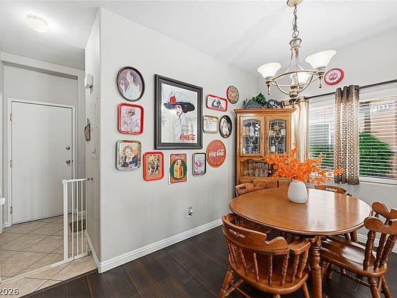 4th image of 1085 Pleasure Ln Unit 3