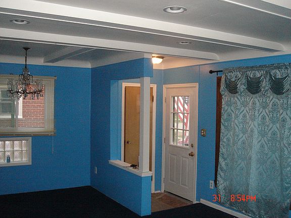 4th image of 28924 Hathaway St