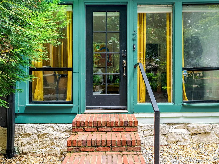 799 Charles Allen Dr NE #2 — Photo 31