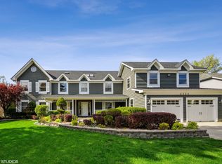 2320 Buckthorn Dr, Algonquin, IL 60102