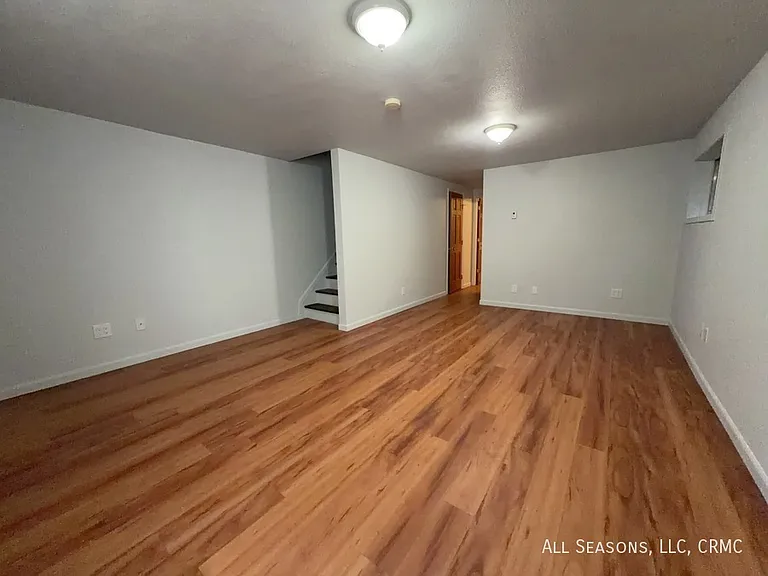 2921 Main St — Photo 14