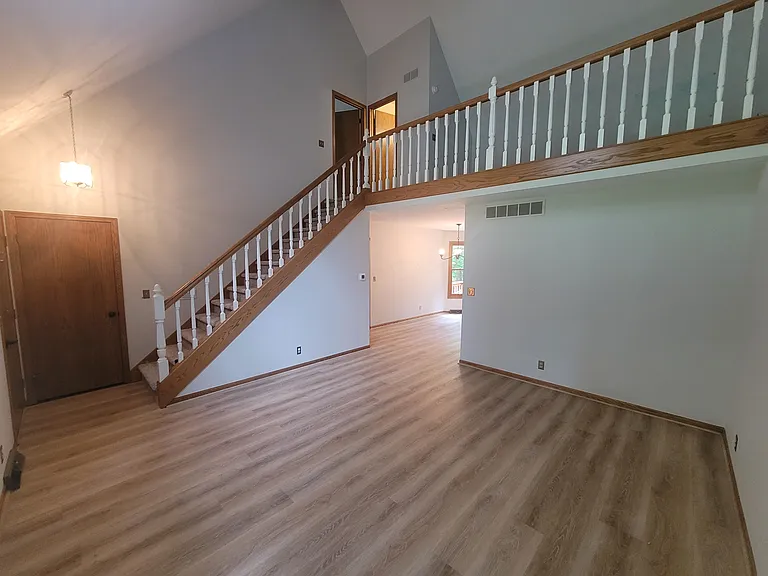 16519 Riley St — Photo 5