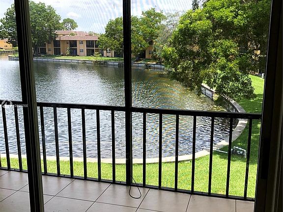 5th image of 7801 Colony Cir S APT 208