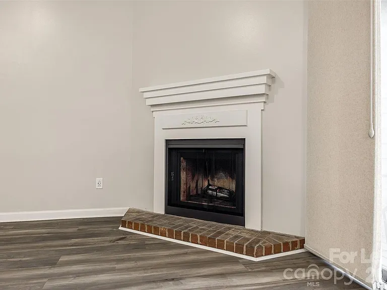 4158 Charlotte Hwy #F — Photo 9