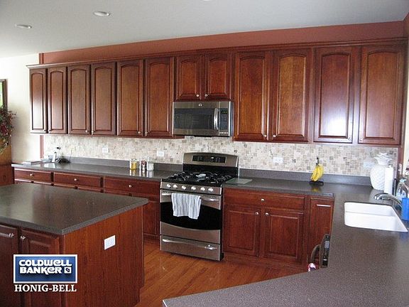 5th image of 1311 Illinois Ct