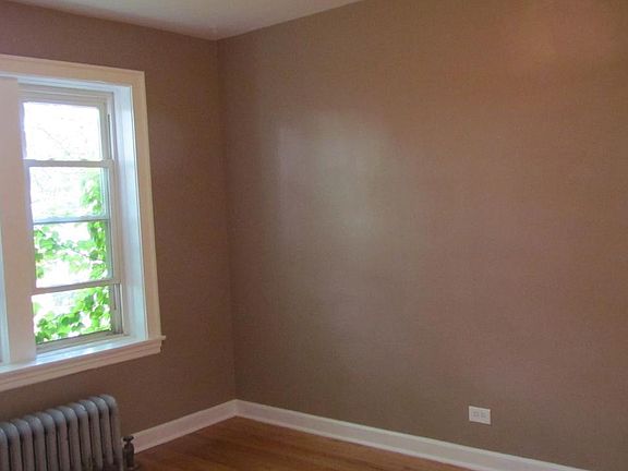 5th image of 4448 W Gunnison St APT 3B