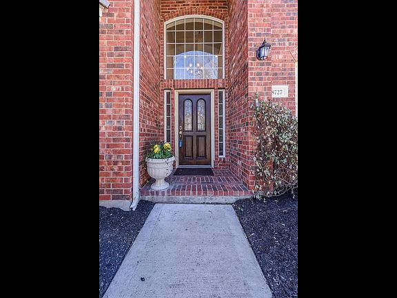 4th image of 8727 Sea Ash Cir