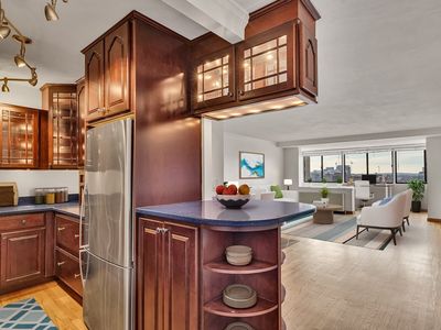 6 Whittier Pl APT 16R, Boston, MA, 02114