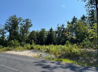 97 Green Acres Dr, Buxton, ME 04093