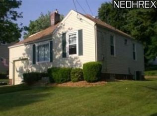 218 Lindy Lane Ave NW, North Canton, OH 44720