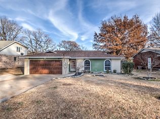124 Ramblewood Rd, Bartlesville, OK 74003