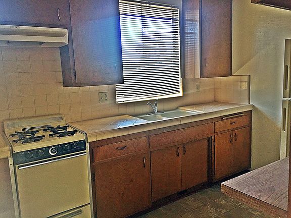 4th image of 6219 Stanley Ave APT 5