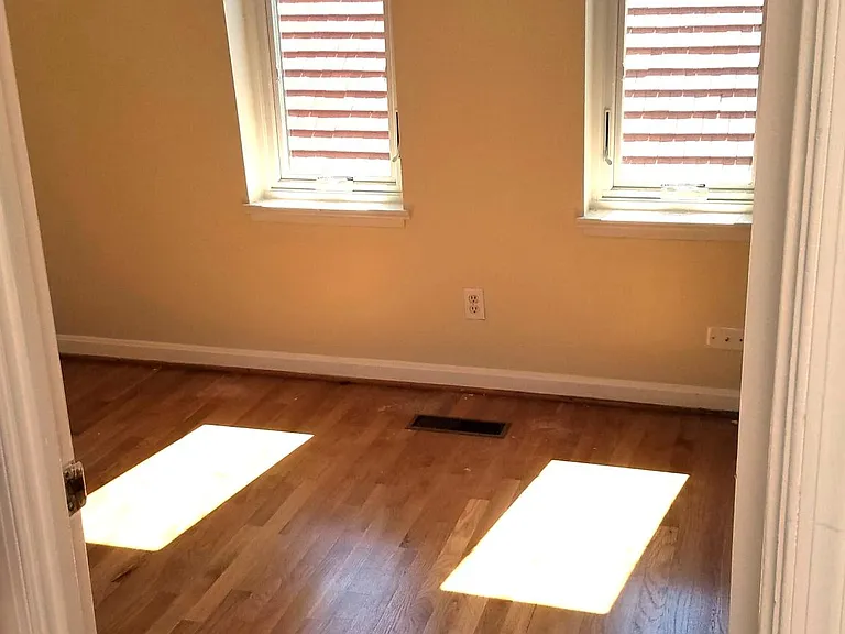3242 Jones Ct NW — Photo 12