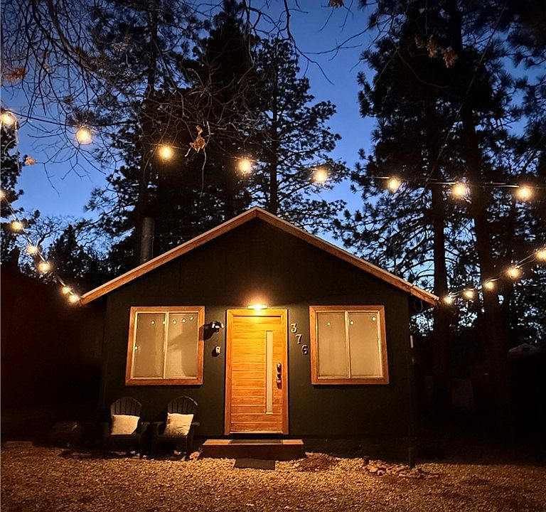 1st image of 376 Riverside Ave