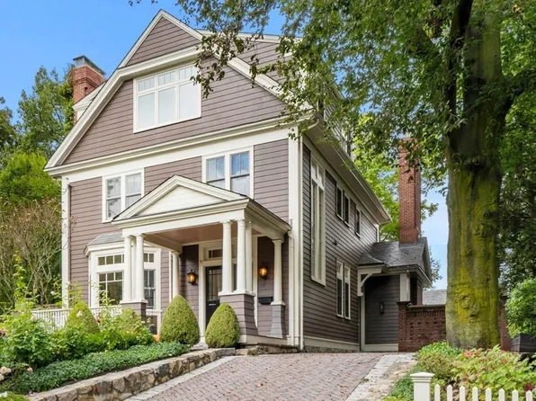 36 Allerton St, Brookline, MA 02445